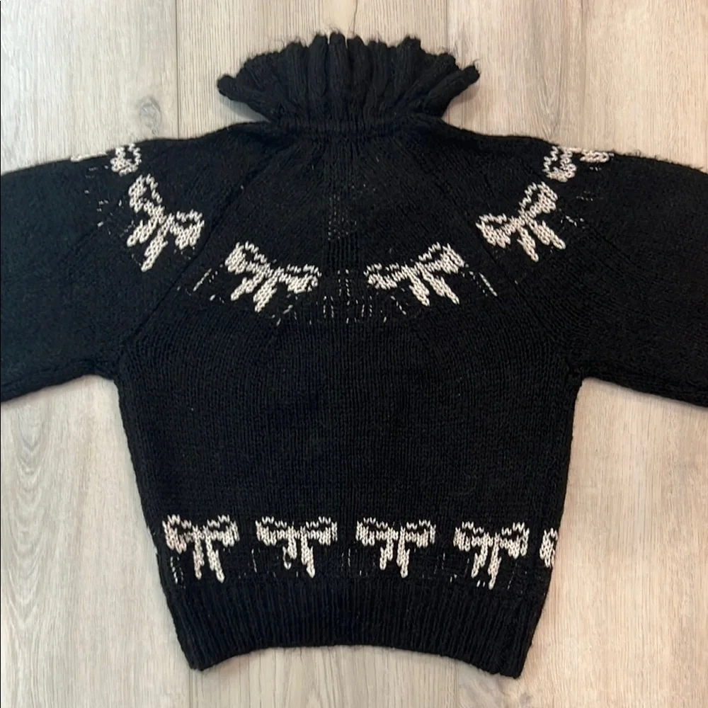 Urban Outfitters Black and White Cowl Neck Sweater - Picture 8 of 9